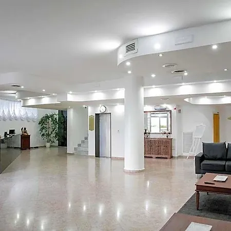 Hotel Sica 4*